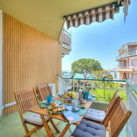 Casa Emma With Sea Glimpse - Happy Apartmán *