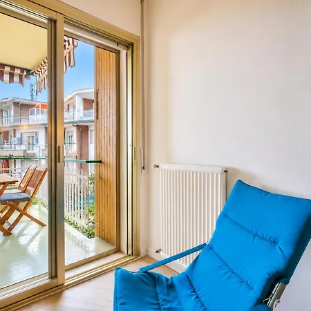 Casa Emma With Sea Glimpse - Happy Apartmán *