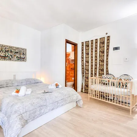 Casa Emma With Sea Glimpse Terrace - Happy Apartman *